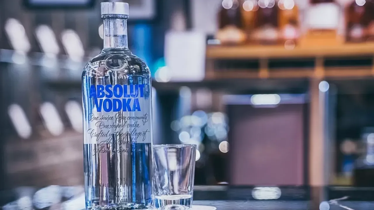 ABSOLUT 70'CL